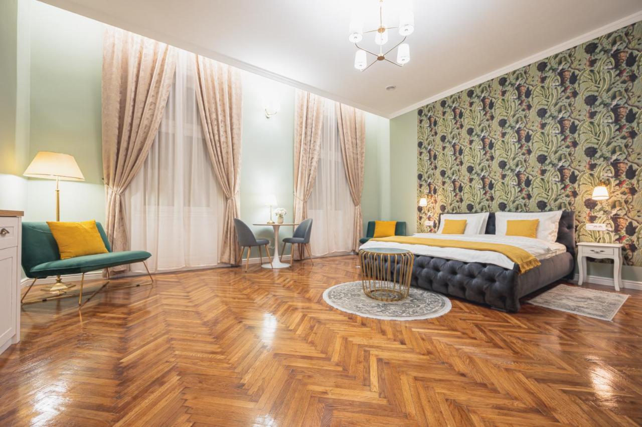 Central Park Apartments Oradea Ngoại thất bức ảnh