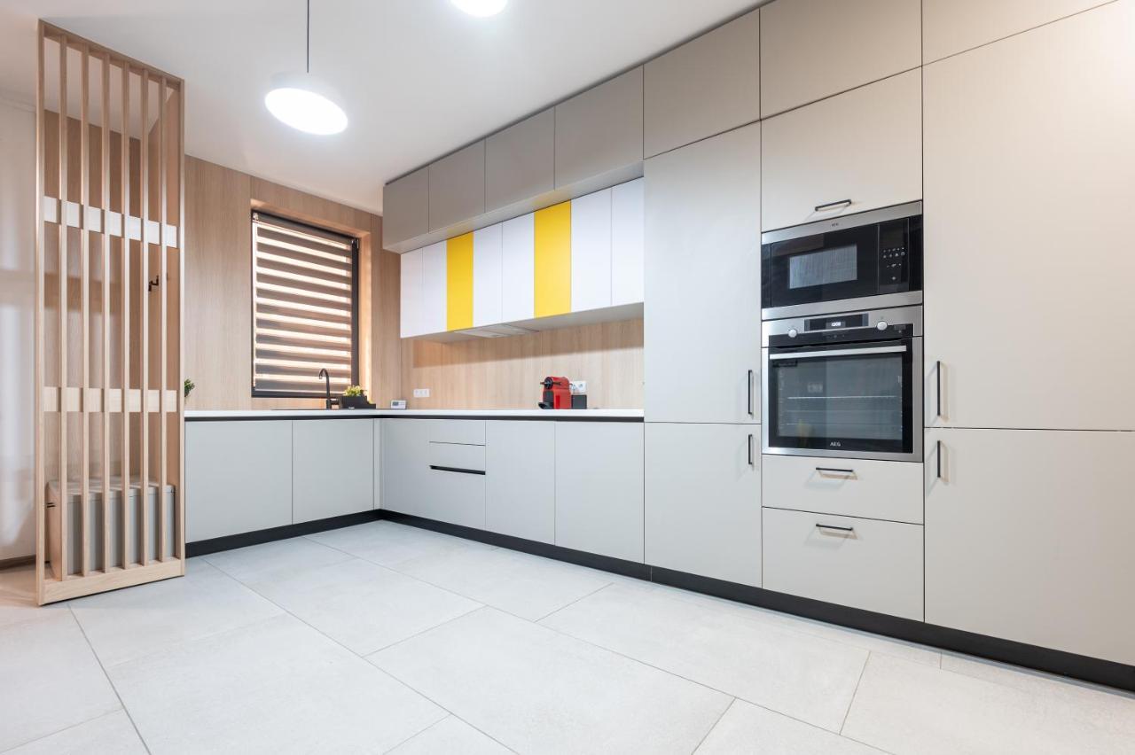 Central Park Apartments Oradea Ngoại thất bức ảnh
